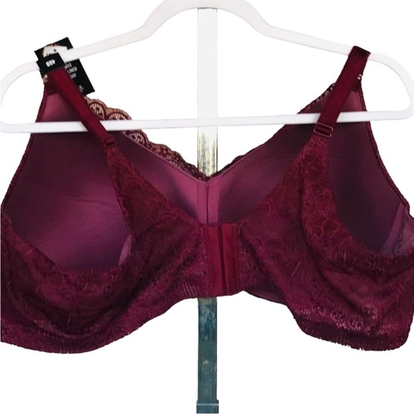 New Torrid Curve Wire Free
Lightly Lined 360 Back Smoothing
Bra Size 48B - Picture 6 of 7
